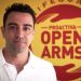 Xavi don&oacute; un barco para los refugiados