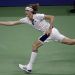 Alexander Zverev y un curioso outfit &lsquo;setentoso&rsquo;